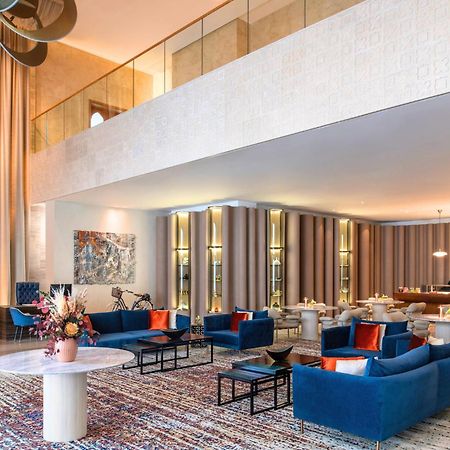 Abesq Doha Hotel And Residences, An Ihg Hotel Luaran gambar The lobby of the hotel